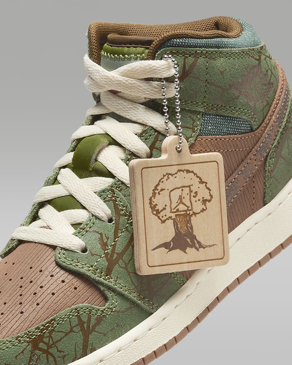 Air Jordan 1 Mid Sneaker School Older Kids Shoes. Nike ID